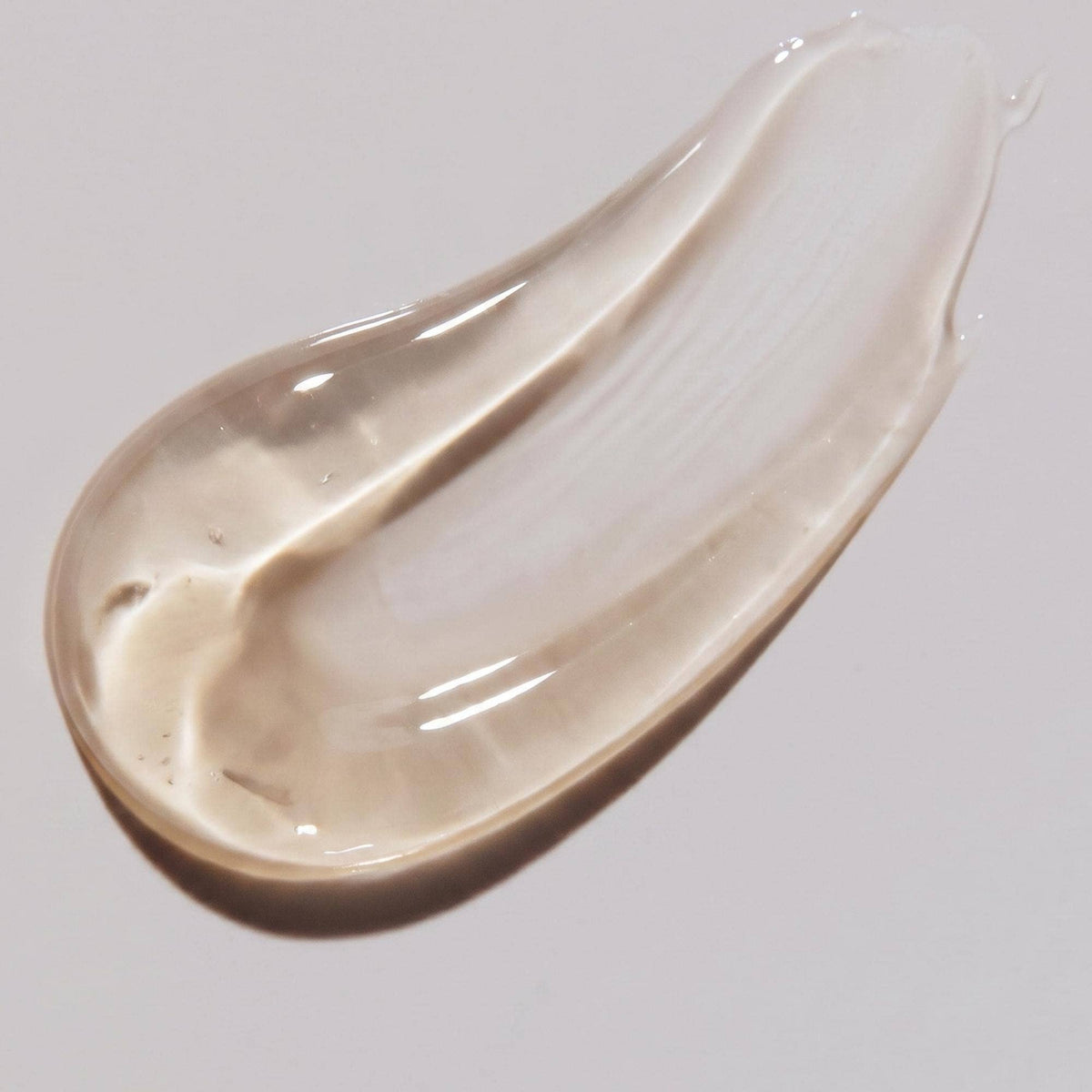 Clean beauty body wash formulated with Ceramide NP, prebiotic inulin, cloudberry and cucumber